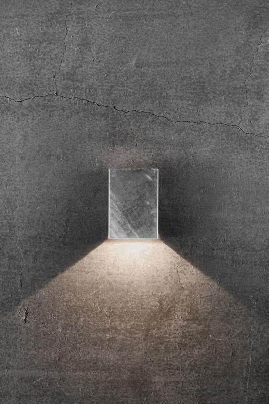 Minimalistische LED-Außenwandleuchte Fold 10 aus verzinktem Stahl up / down mit veränderbaren Abstrahlvarianten